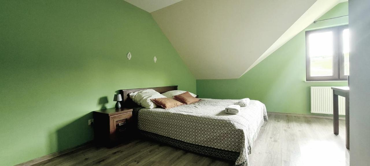 Gosciniec Na Stoku Pokoje 2,3,4 Osobowe, Cisza, Spokoj, Widok Na Stok Narciarski, Lasy, Laki Bobliwo Exterior foto
