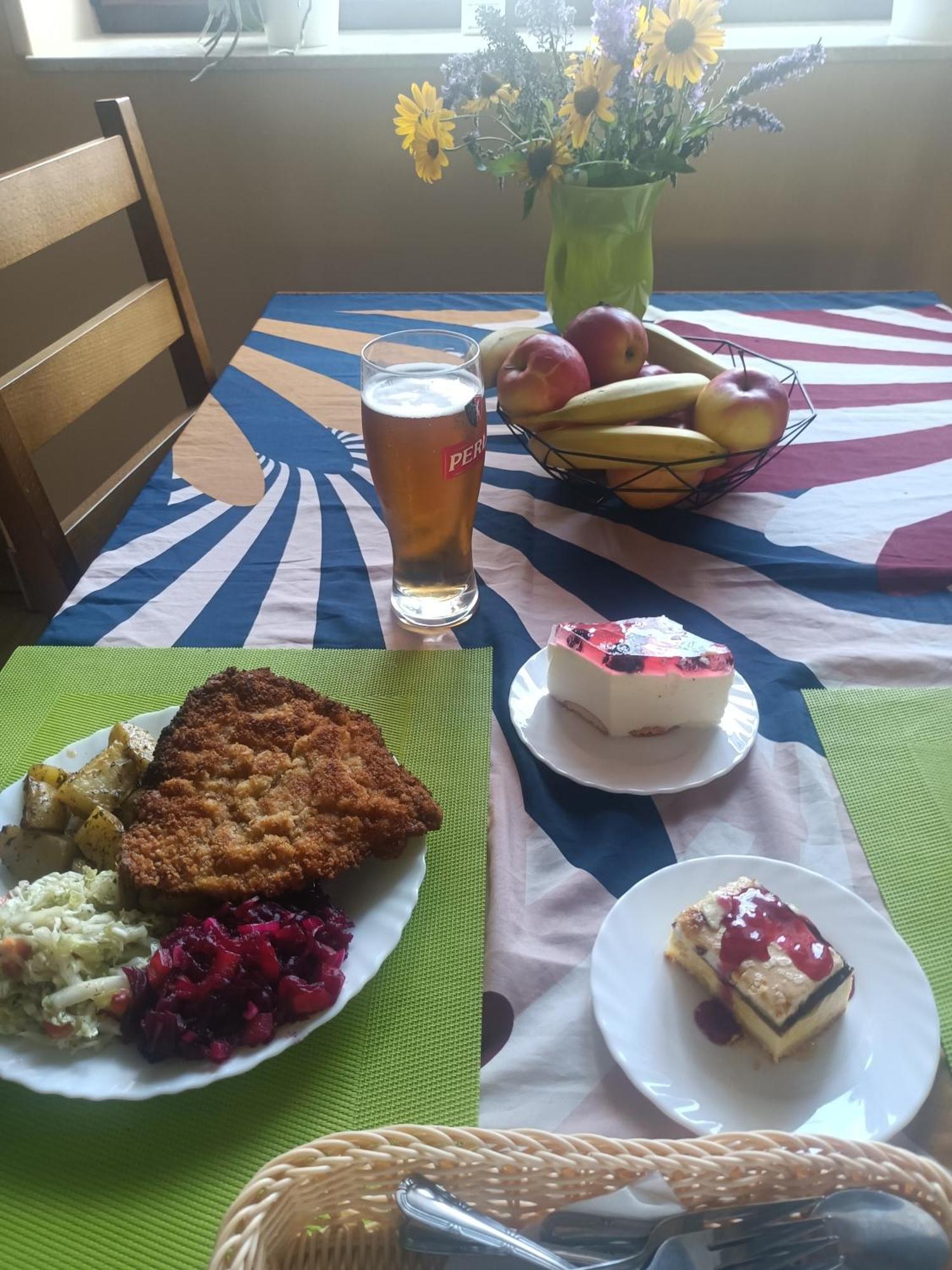 Gosciniec Na Stoku Pokoje 2,3,4 Osobowe, Cisza, Spokoj, Widok Na Stok Narciarski, Lasy, Laki Bobliwo Exterior foto