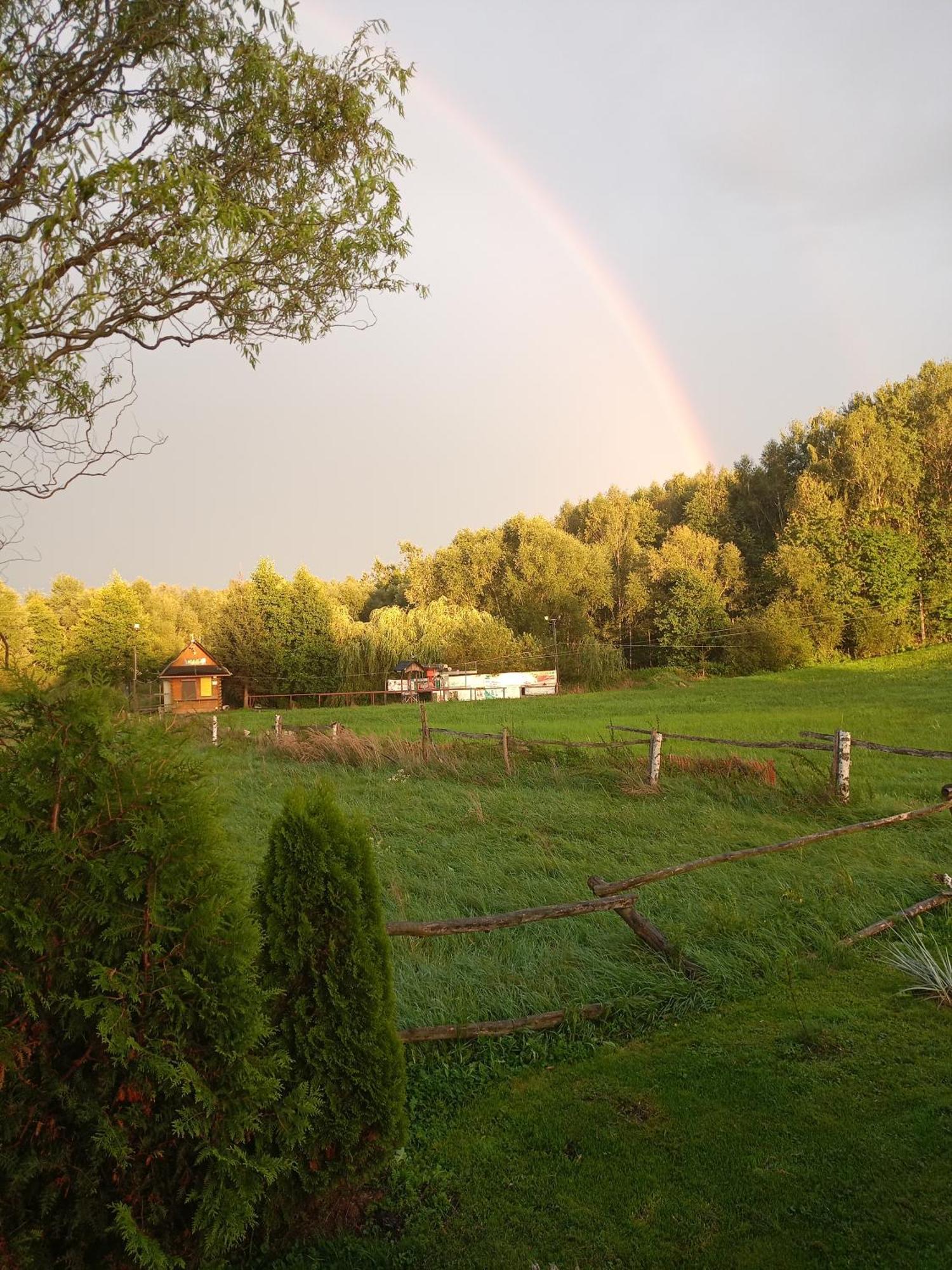 Gosciniec Na Stoku Pokoje 2,3,4 Osobowe, Cisza, Spokoj, Widok Na Stok Narciarski, Lasy, Laki Bobliwo Exterior foto